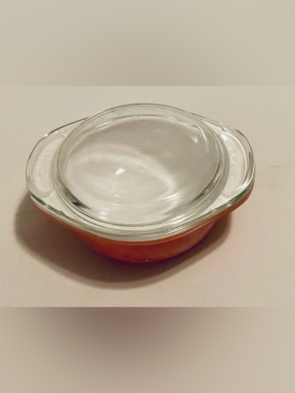 Vintage PYREX Flamingo Pink Casserole Dish with Glass Lid. No chips/cracks